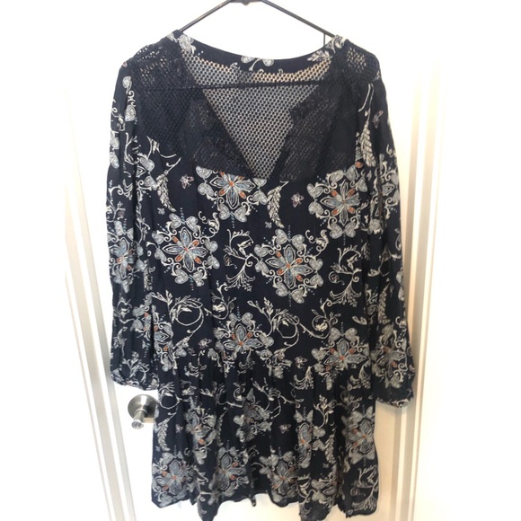 Hinge button front dress - Picture 4 of 4